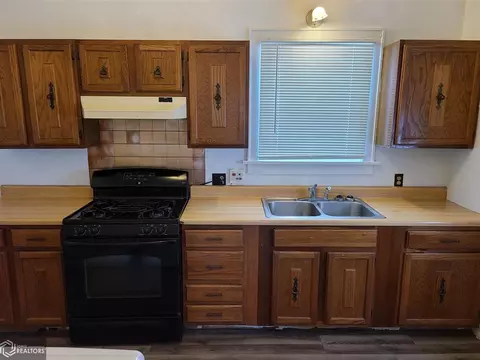 1109 Davis Ave, Corning, IA 50841 photo 5