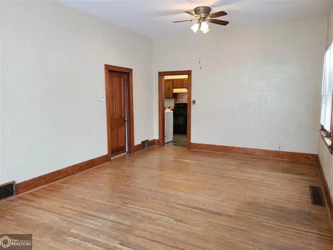 1109 Davis Ave, Corning, IA 50841 photo 9