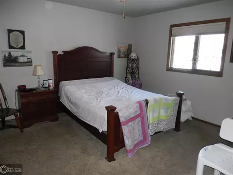 2011 E State, Algona, IA 50511 photo 18