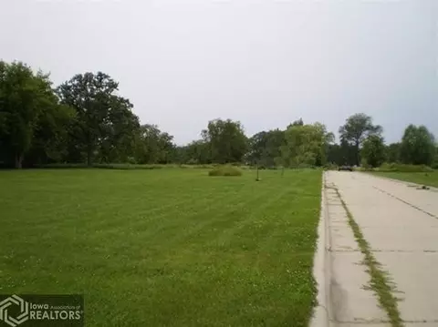 5 Armory Ln, Hampton, IA 50441 photo 2