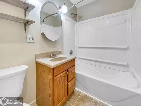 1028 3rd St NW, Hampton, IA 50441 photo 12