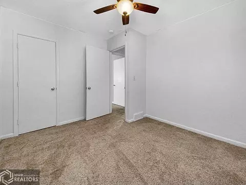 1028 3rd St NW, Hampton, IA 50441 photo 9
