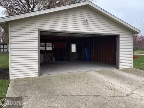 1002 N Pine St, Creston, IA 50801 photo 32