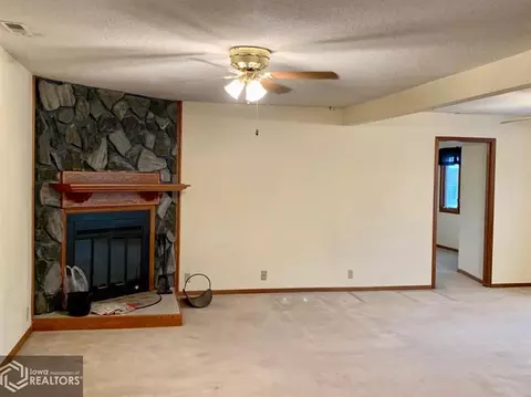 1002 N Pine St, Creston, IA 50801 photo 6