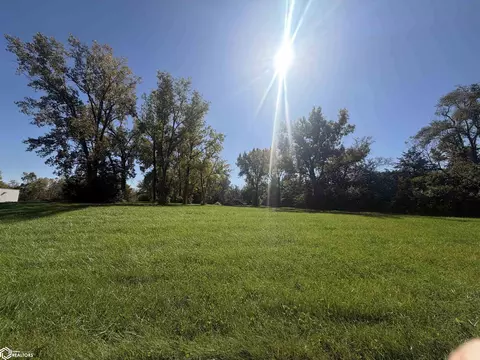 810 W Washington St, Mount Pleasant, IA 52641