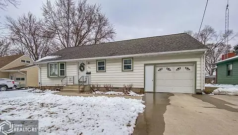 526 7th Ave NE, Hampton, IA 50441 photo 1