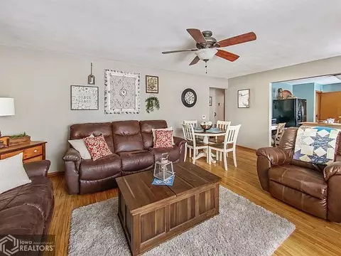 526 7th Ave NE, Hampton, IA 50441 photo 10
