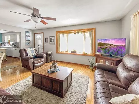 526 7th Ave NE, Hampton, IA 50441 photo 11