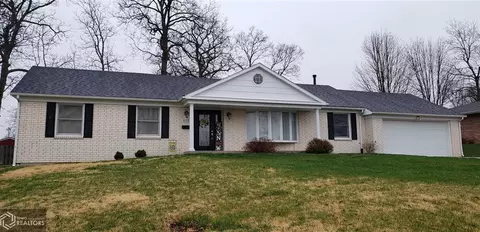 803 W Wall St, Centerville, IA 52544 photo 1