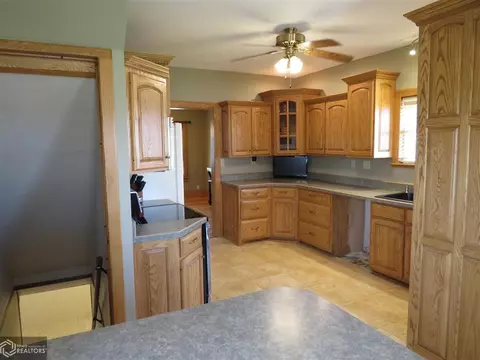 426 E 8th St, Glidden, IA 51443 photo 15