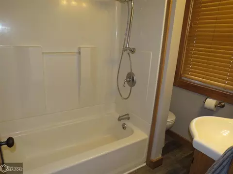 426 E 8th St, Glidden, IA 51443 photo 18