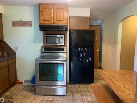 426 2nd Ave, Dedham, IA 51440 photo 6
