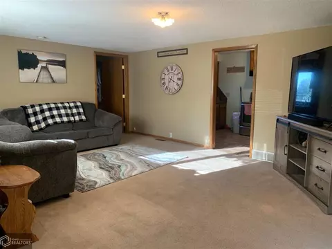 426 2nd Ave, Dedham, IA 51440 photo 4