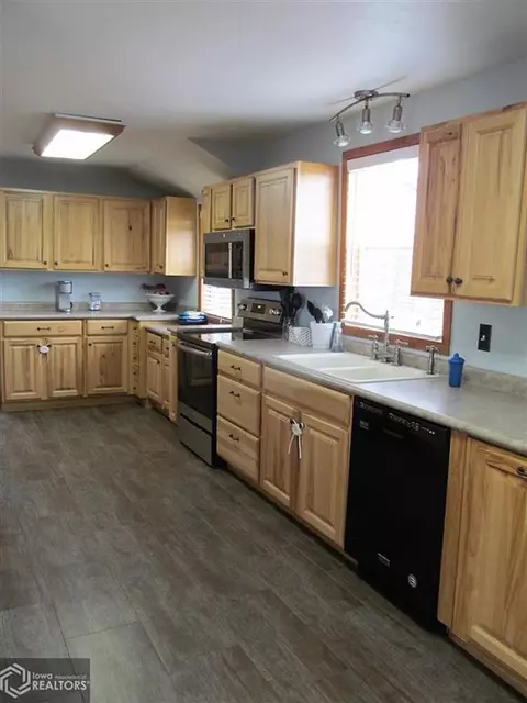 14032 U Ave, Ackley, IA 50601 photo 8