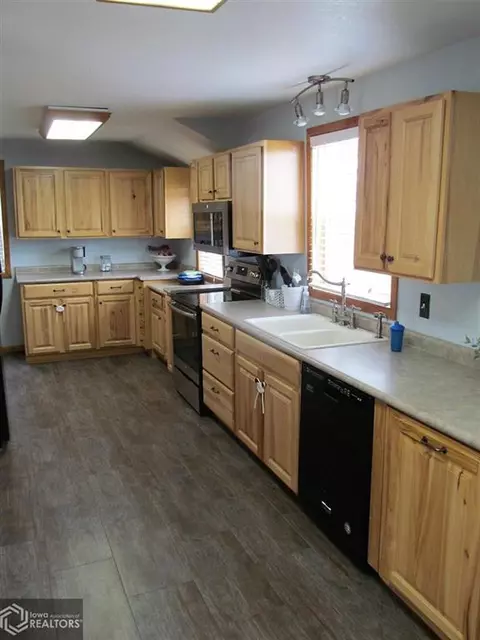 14032 U Ave, Ackley, IA 50601 photo 9