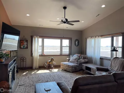 22104 140th Ave, Centerville, IA 52544 photo 37