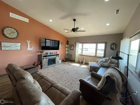 22104 140th Ave, Centerville, IA 52544 photo 5