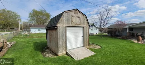 927 E Cross St, Centerville, IA 52544 photo 28