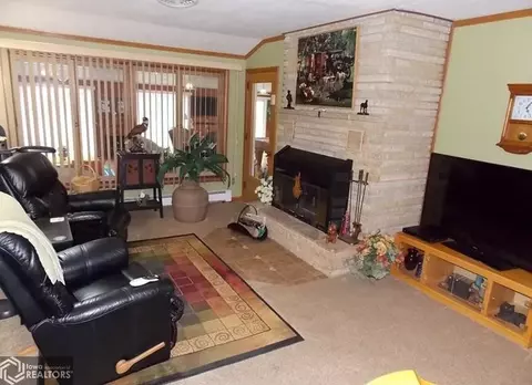 2631 Wright Ave, Dows, IA 50071 photo 3