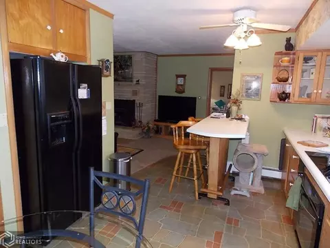 2631 Wright Ave, Dows, IA 50071 photo 5