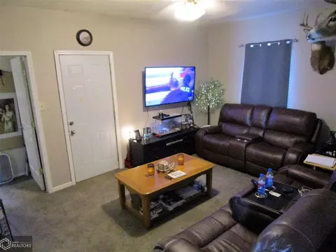 1606 15th St, Eldora, IA 50627 photo 3