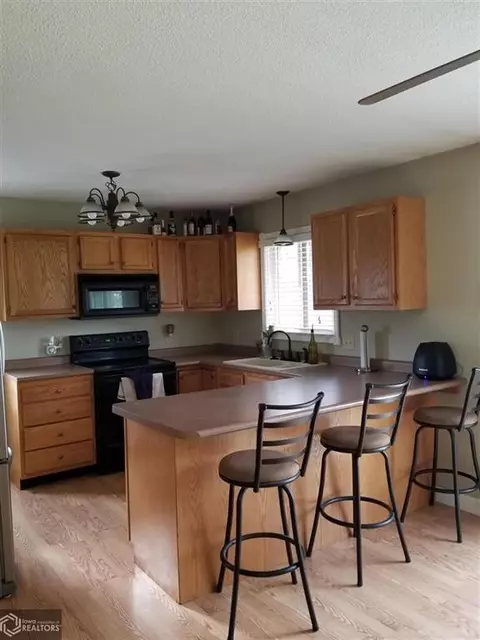 1635 Pine, Hamilton, IL 62341 photo 3
