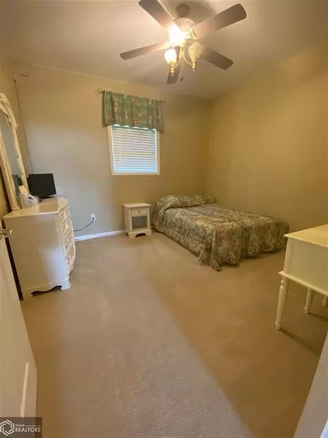 115 Wind Riv, Hamilton, IL 62341 photo 9