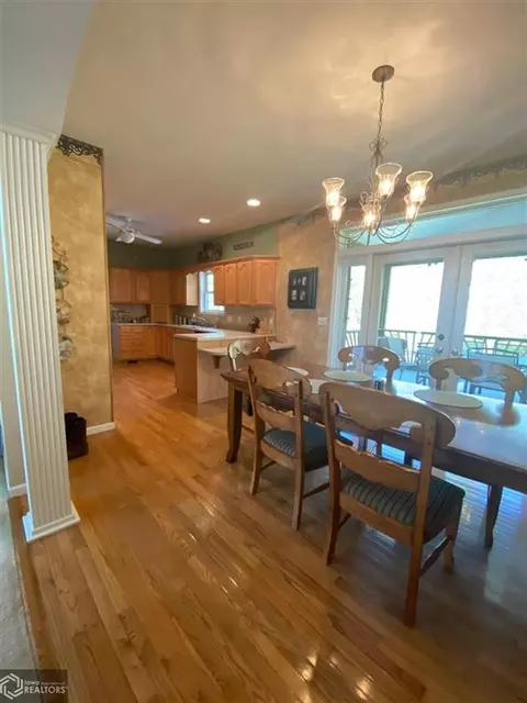 115 Wind Riv, Hamilton, IL 62341 photo 5