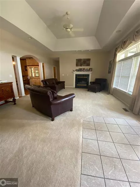 115 Wind Riv, Hamilton, IL 62341 photo 3