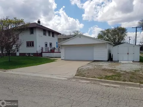 230 E Spring St, Manly, IA 50456 photo 2