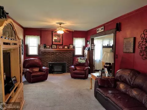 230 E Spring St, Manly, IA 50456 photo 10