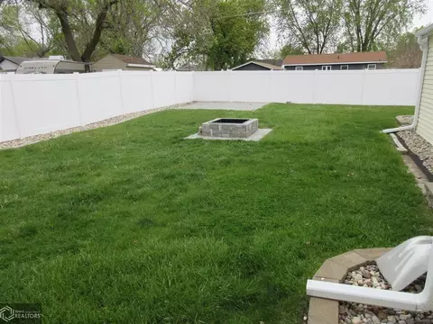 1503 Elm St, Algona, IA 50511 photo 4