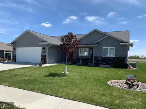 295 E Cardinal St, Garner, IA 50438 photo 2