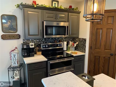 295 E Cardinal St, Garner, IA 50438 photo 10