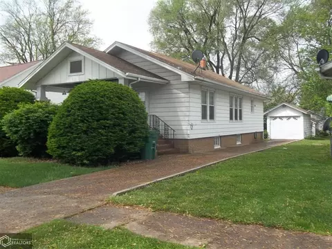 216 Myrtle St, Creston, IA 50801 photo 1