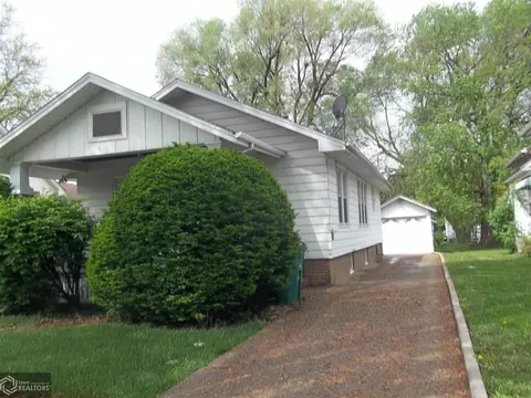 216 Myrtle St, Creston, IA 50801 photo 6
