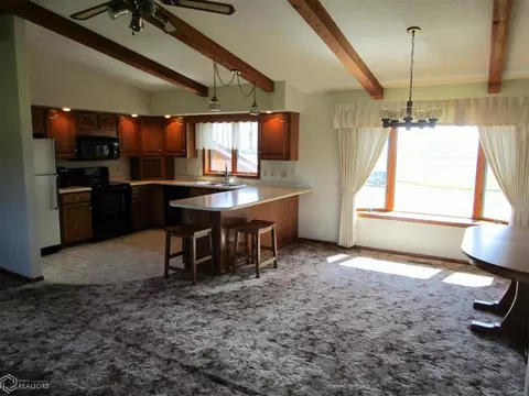 1540 95th St, Hampton, IA 50441 photo 9