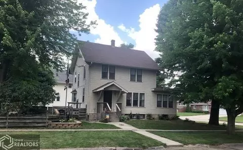 618 1st Ave SE, Hampton, IA 50441 photo 2