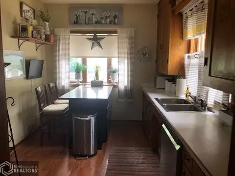 618 1st Ave SE, Hampton, IA 50441 photo 7