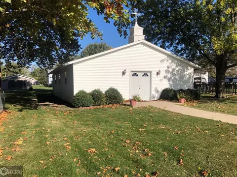 862 E 3rd St, Lomax, IL 61454 photo 1