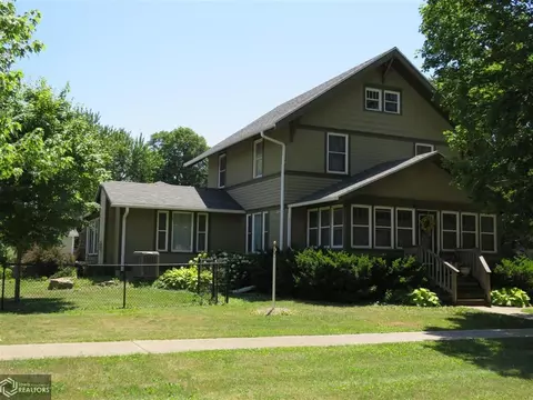 10 2nd Ave SW, Hampton, IA 50441 photo 1