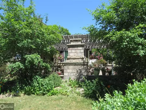 10 2nd Ave SW, Hampton, IA 50441 photo 7