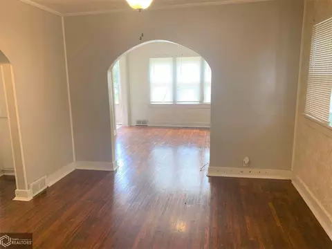 1019 E Cottage St, Centerville, IA 52544 photo 8