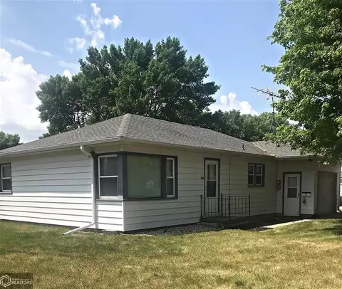 414 West St, Latimer, IA 50452 photo 1