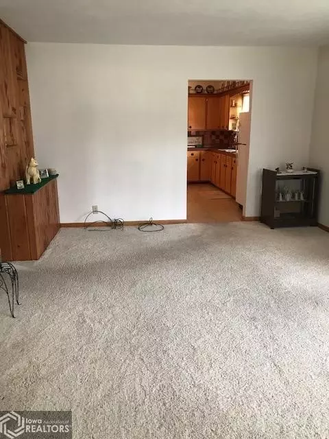 414 West St, Latimer, IA 50452 photo 5