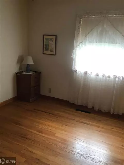 414 West St, Latimer, IA 50452 photo 17