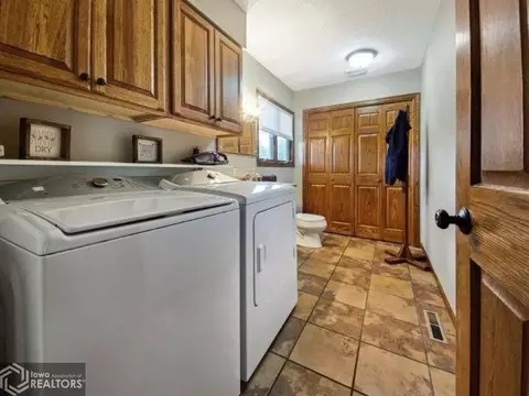937 Glendale Park Dr, Hampton, IA 50441 photo 26