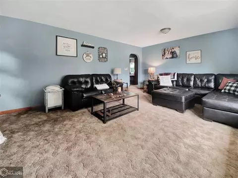 815 3rd Ave SE, Hampton, IA 50441 photo 8