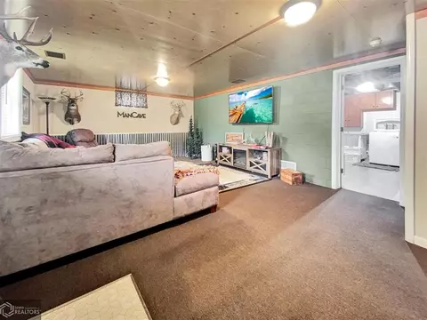 815 3rd Ave SE, Hampton, IA 50441 photo 16