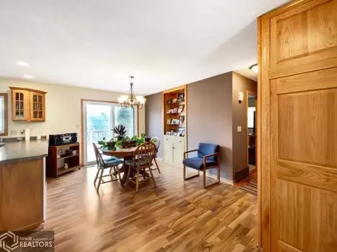 820 4th Ave SE, Hampton, IA 50441 photo 8